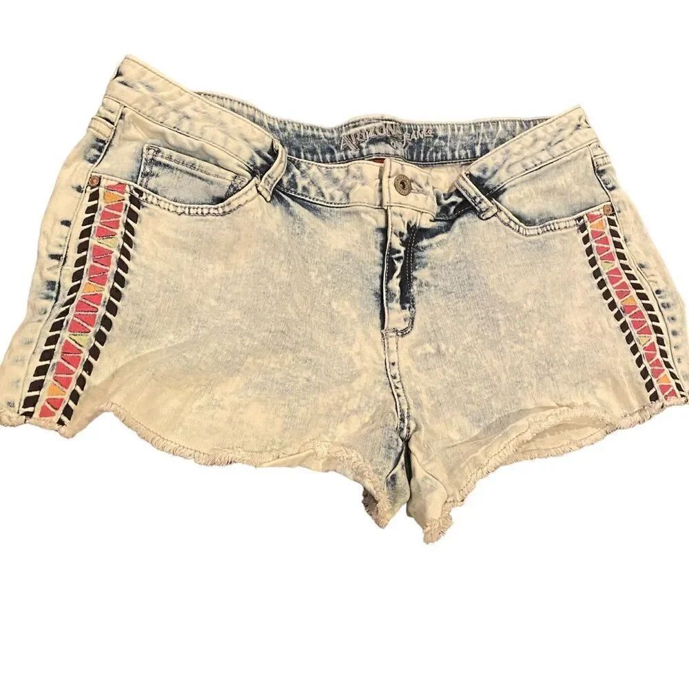 Arizona Acid Washed Shorts Size 15 Junior